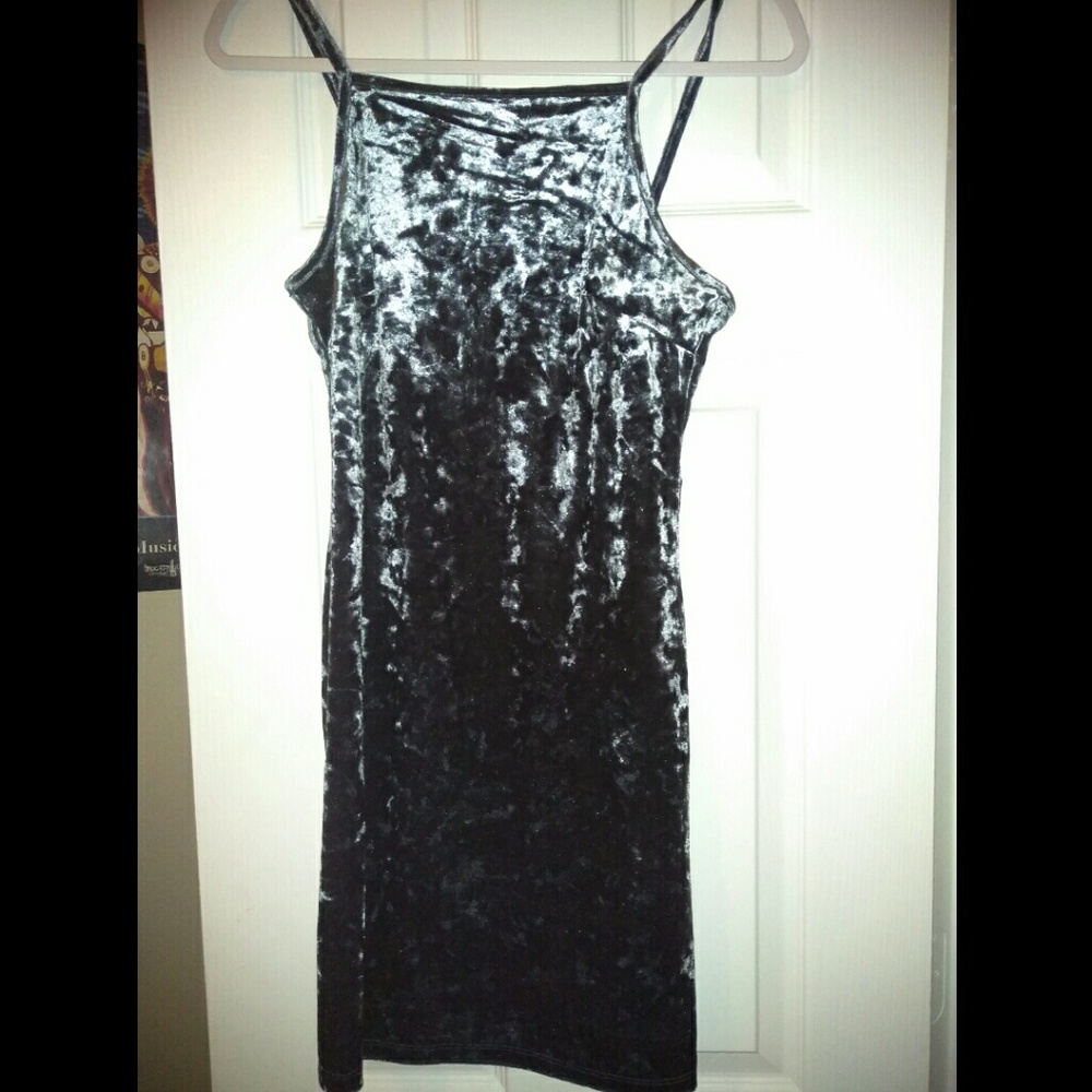 NWOT Velvet cami dress